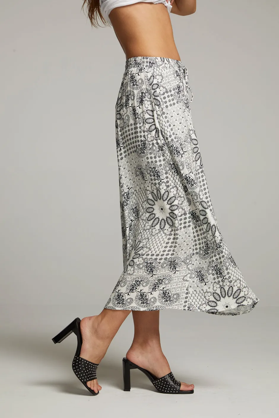 Women Chaser Brand Darby Paisley Bandana Midi Skirt