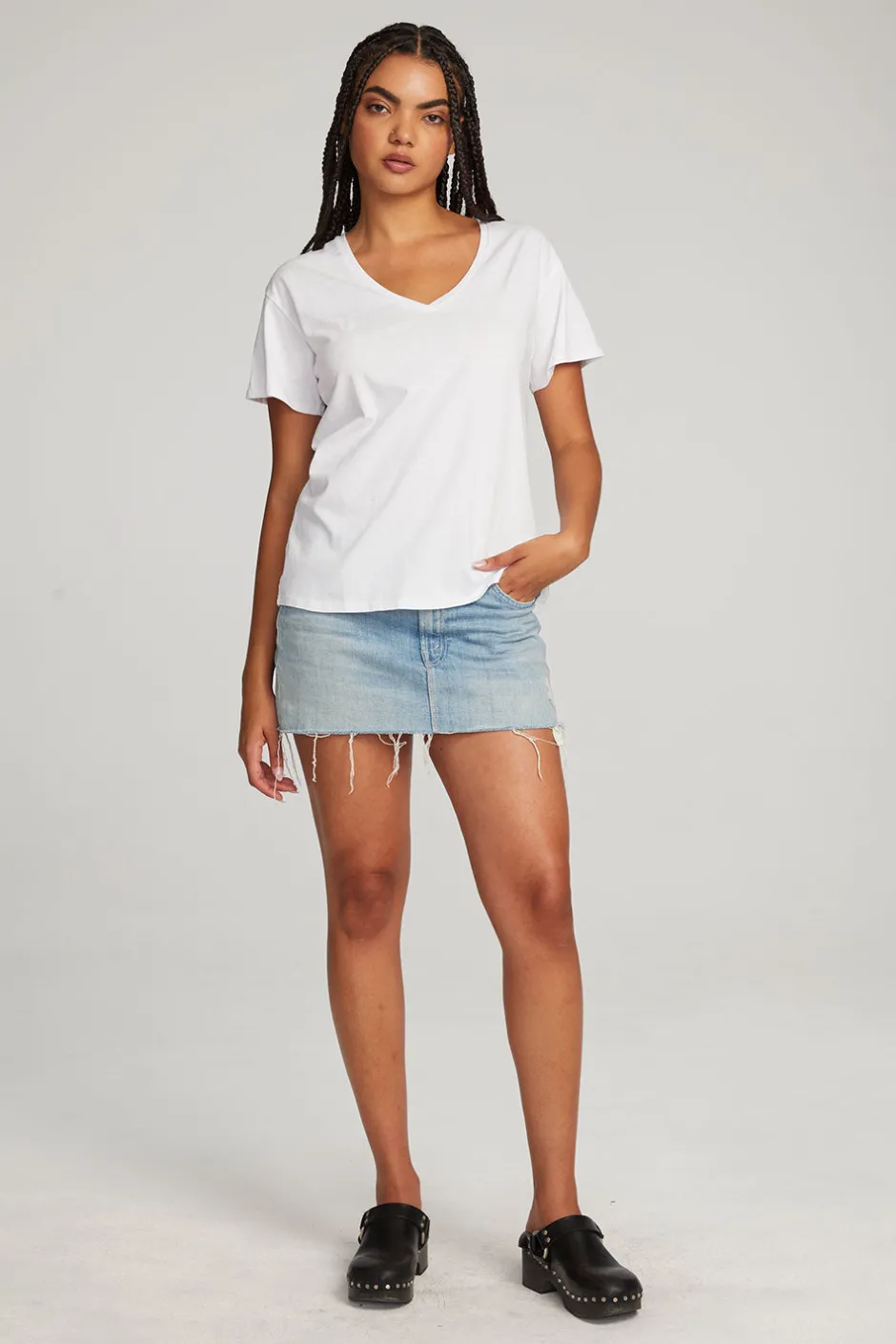 Women Chaser Brand Everyday Essential White V-neck Tee