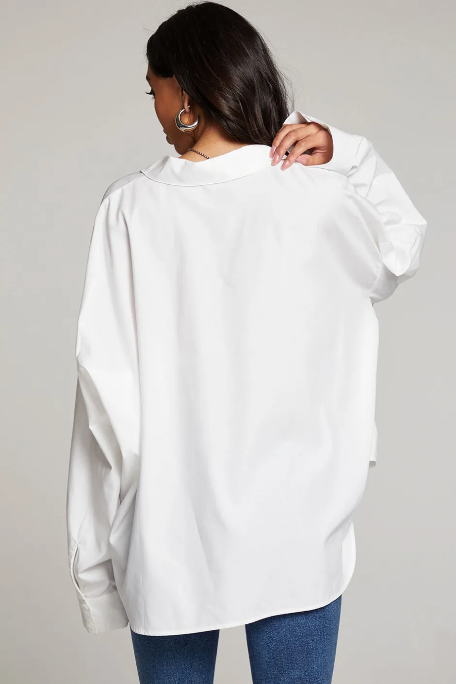 Women Chaser Brand Ezra White Button Up