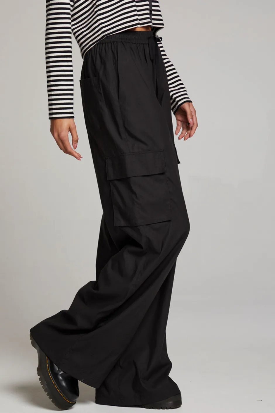 Women Chaser Brand Iris Licorice Trouser