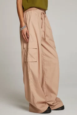 Women Chaser Brand Iris Warm Taupe Trouser