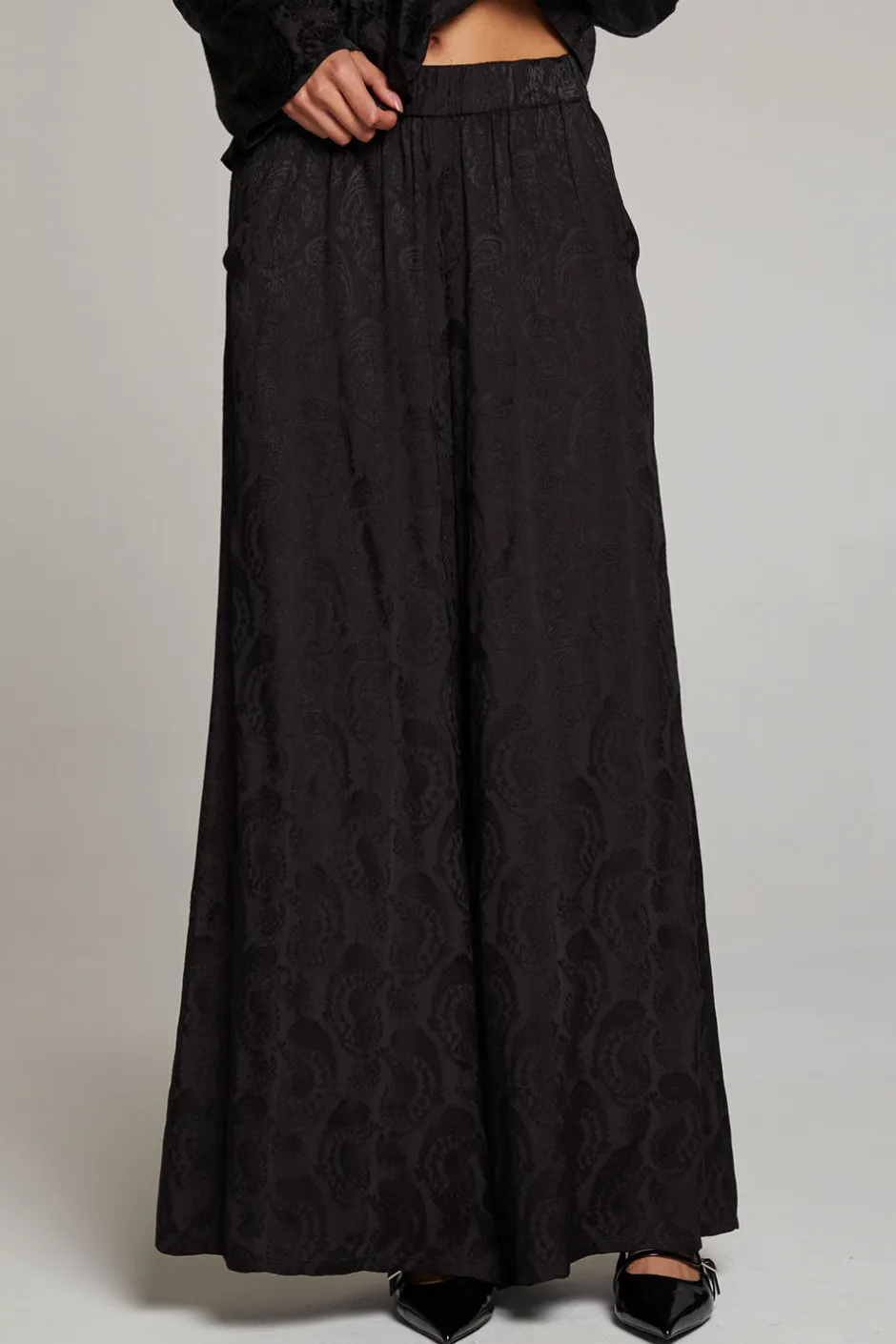 Women Chaser Brand Journey Licorice Pant