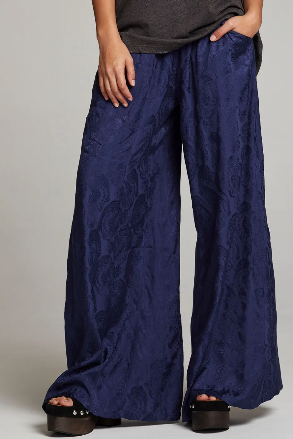 Women Chaser Brand Journey Sapphire Pant