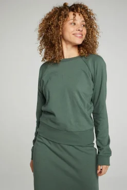 Women Chaser Brand Long Sleeve Crew Neck Raglan Pullover
