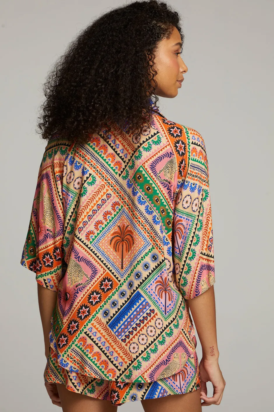 Women Chaser Brand Marlin Paradise Mystic Button Up