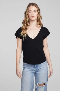 Women Chaser Brand Page Shadow Star Black Tee
