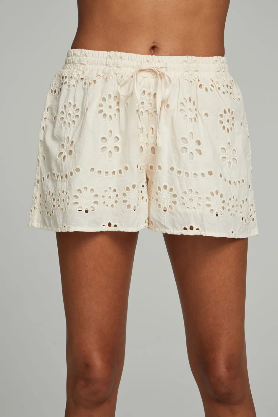 Women Chaser Brand Paseo Shorts - Gardenia