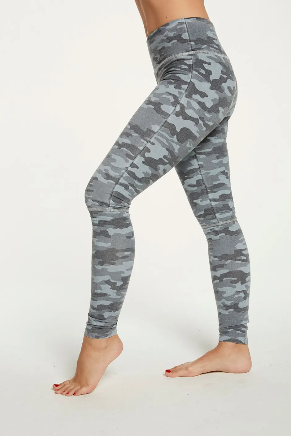 Women Chaser Brand Quadrablend Seamed Legging