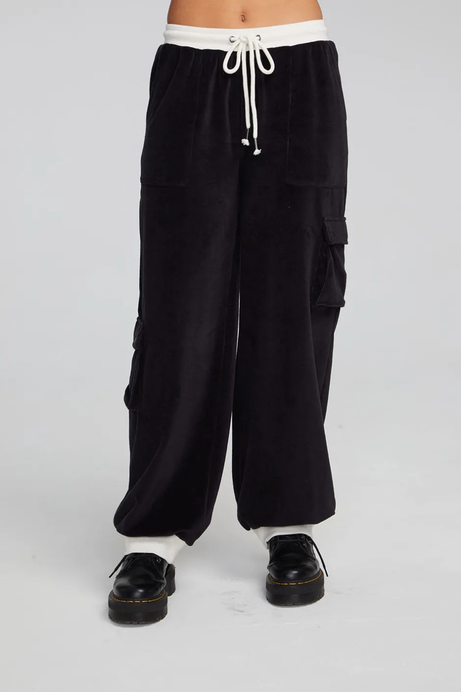 Women Chaser Brand Raquel Shadow Black Joggers