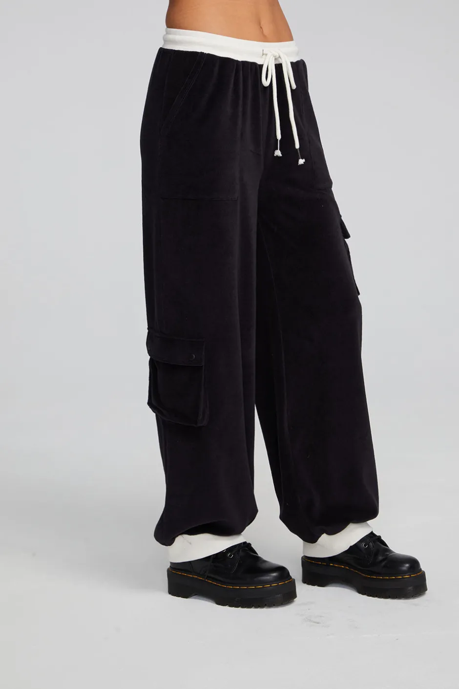 Women Chaser Brand Raquel Shadow Black Joggers