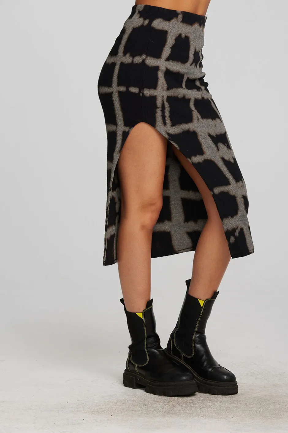 Women Chaser Brand Recycled Vintage Rib Midi Skirt With Shirring And Side Slit