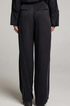 Women Chaser Brand Roy Licorice Trouser