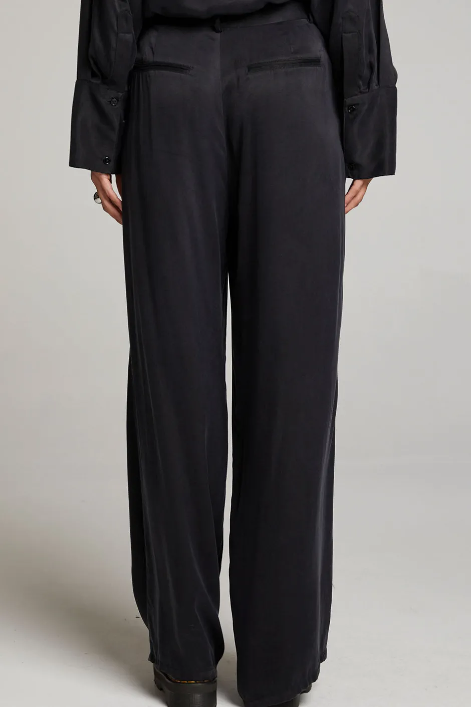 Women Chaser Brand Roy Licorice Trouser