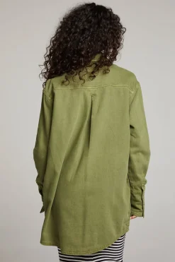 Women Chaser Brand Sweet Pea Sphagnum Button Up