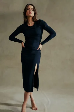 Women Chaser Brand Vedaa Licorice Midi Dress