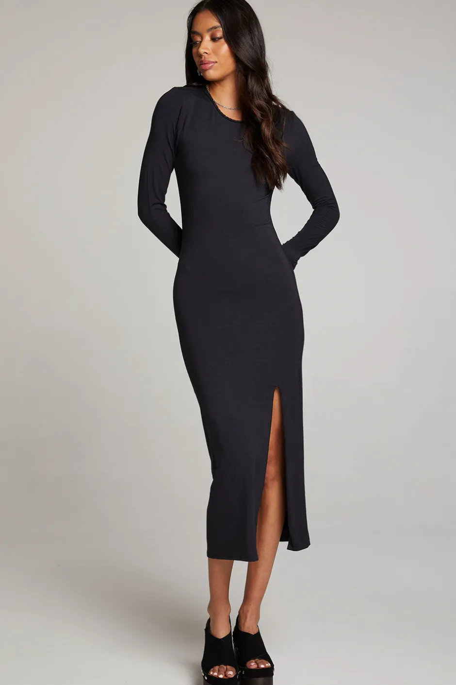 Women Chaser Brand Vedaa Licorice Midi Dress