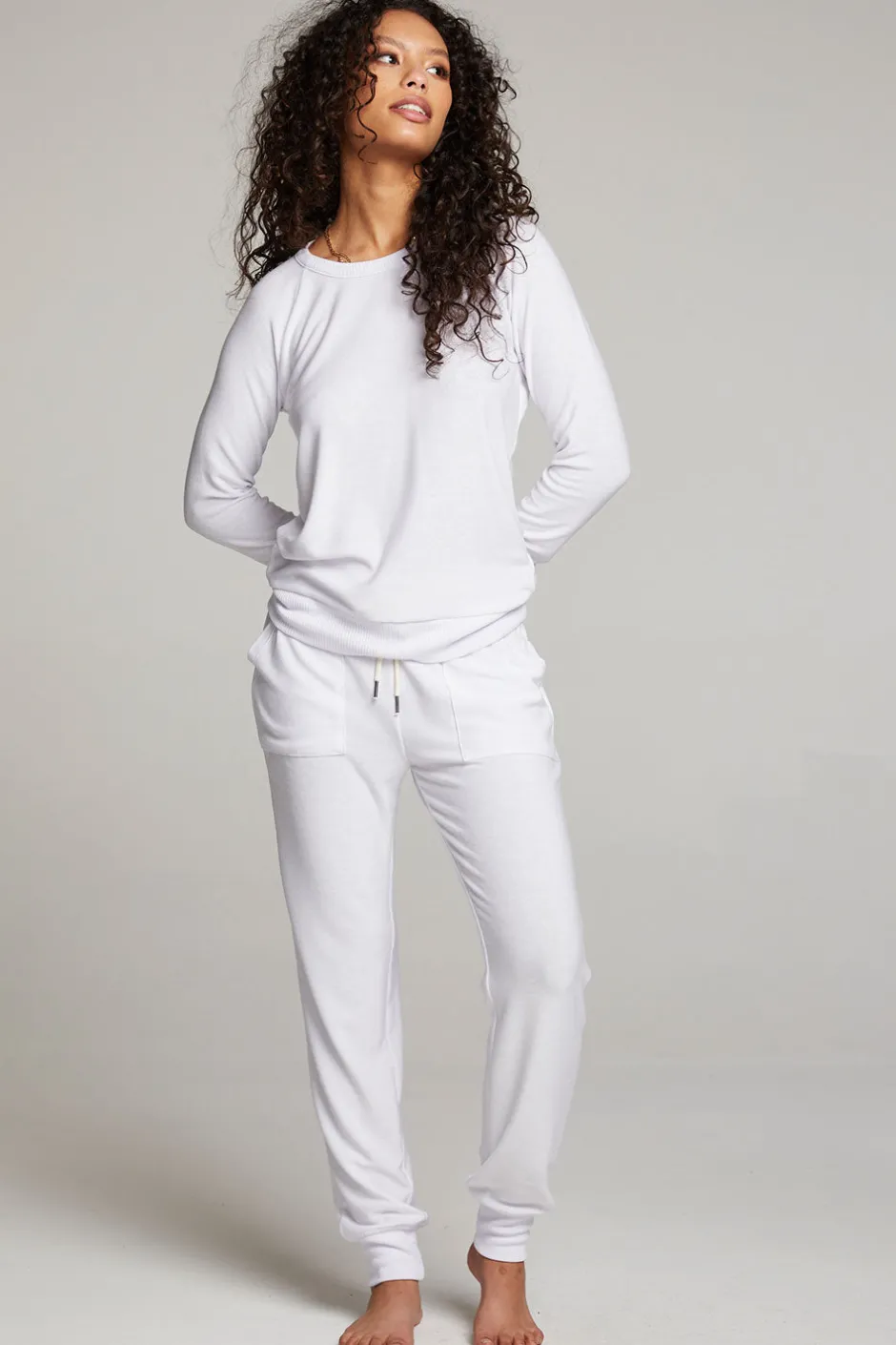 Women Chaser Brand White Long Sleeve Raglan Pullover