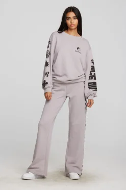Women Chaser Brand World Icons Pullover